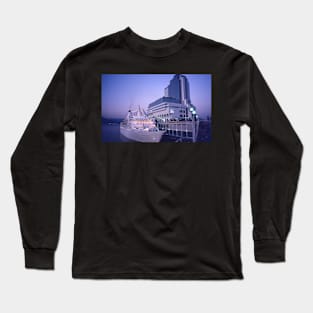 Vancouver Harbor . Long Sleeve T-Shirt